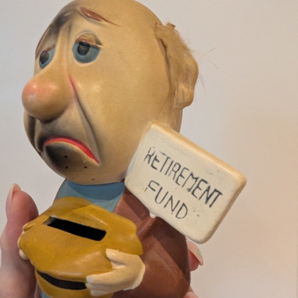 Whimsical Retirement Fund Figurine - Brown and Black - Picture 4 of 10